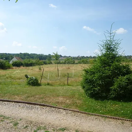 住宿加早餐酒店 La Roulotte De Pommette Et Billy - Lares 4*